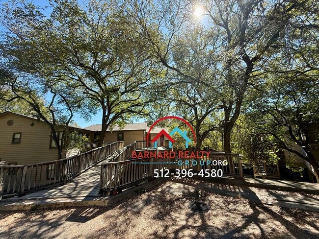 Primary Photo - Available October 25: Majority of Utilities Paid and STEPS away from Campus