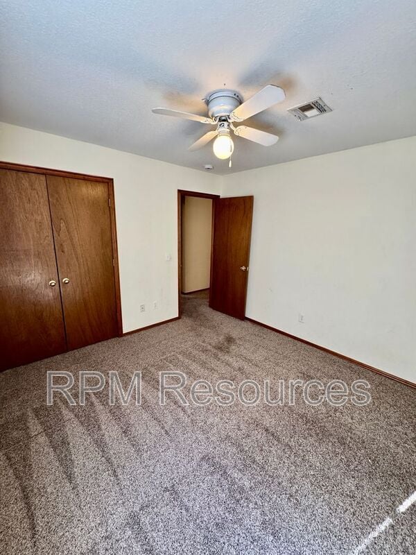 Building Photo - 2129 Harbor Dr