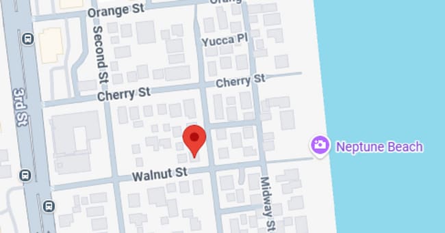 Building Photo - Close to the Beach