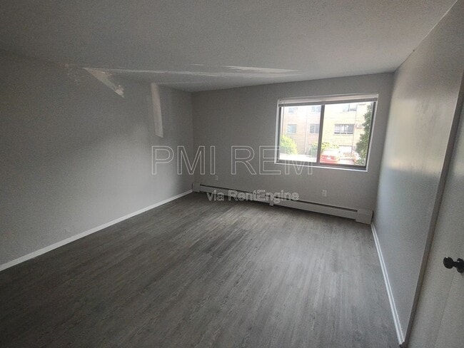 Building Photo - 14403 Triskett Rd