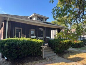 Building Photo - 2BEDROOM 1 BATH FULL BASEMENT CLOSE TO EVE...