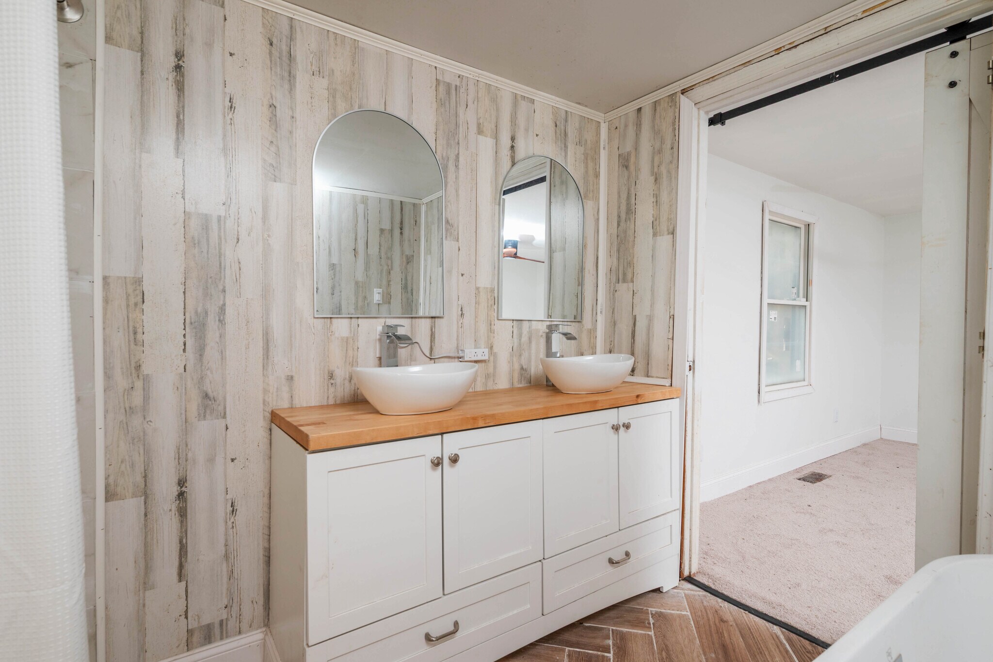 Building Photo - 3815 Dorothy Dr