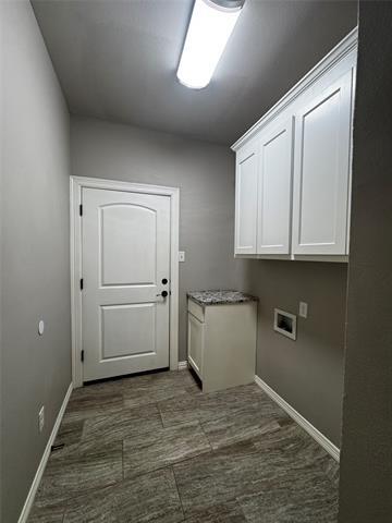 Building Photo - 250 Southlake Dr