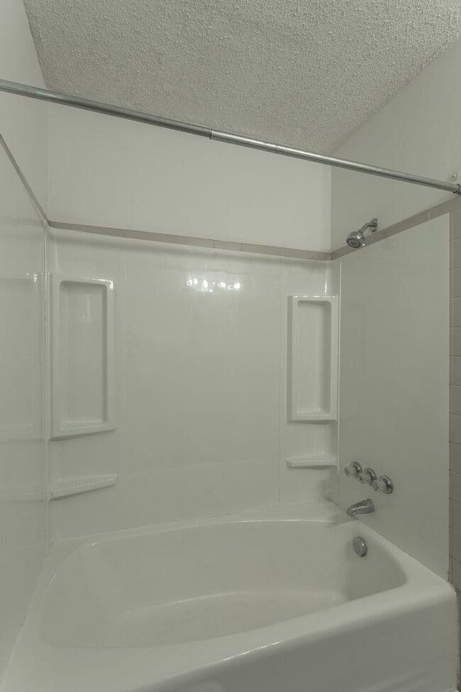 Building Photo - 3976-3976 Arbor Pl Ln