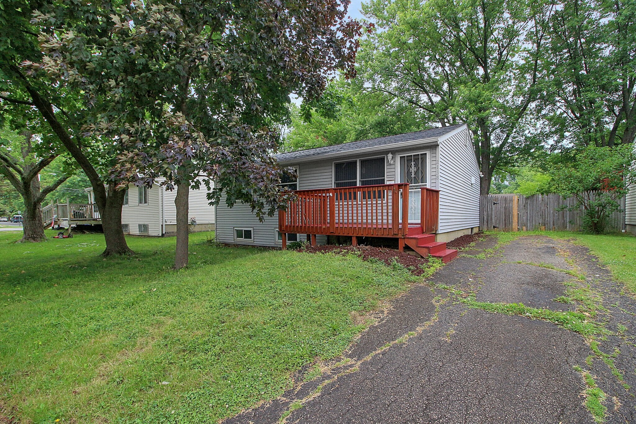 Building Photo - 2138 Sprucefield Dr