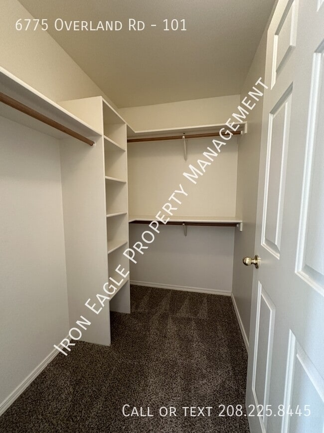 Building Photo - 6775 W Overland Rd