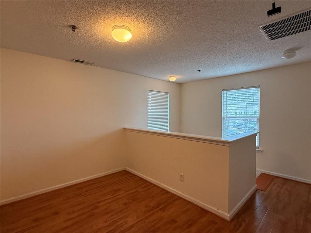 Building Photo - 342 Cottonwood Creek Cir