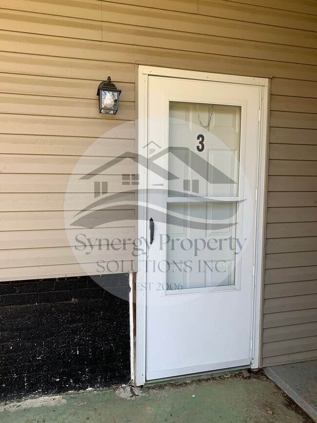 Primary Photo - Sherman Place 403