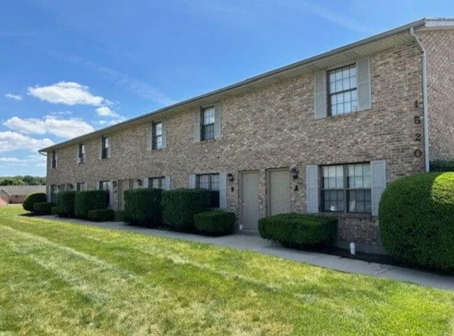Building Photo - Eagleview Estates of Troy