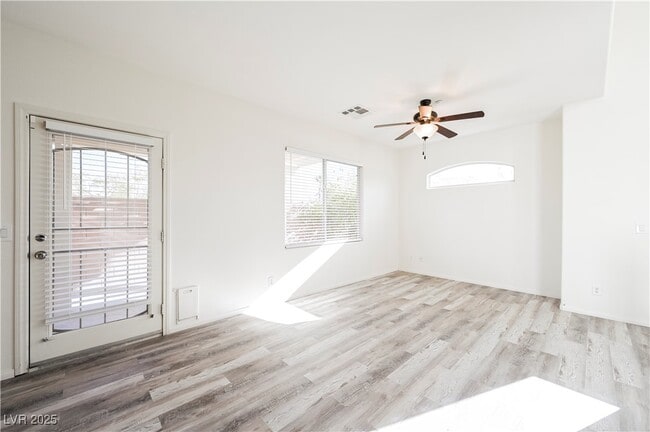 Building Photo - 7204 Rolling Shore Ct