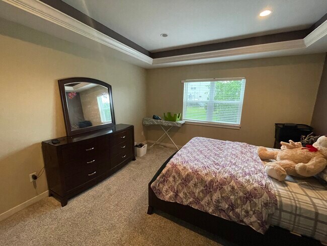 Building Photo - 230 S Legacy Way