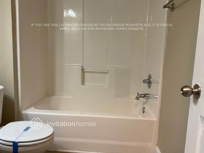 Building Photo - 4952 Bird Rd