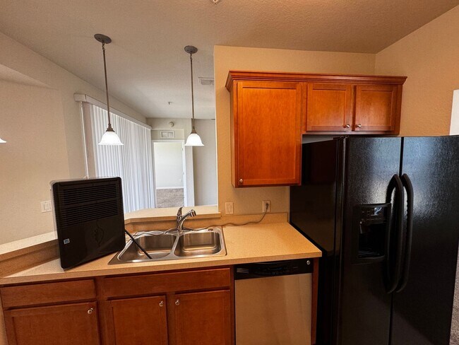 Building Photo - 4401 SW 52nd Cir