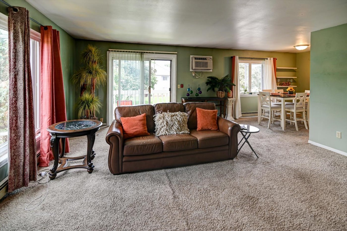 Building Photo - 2850 Cimarron Trl