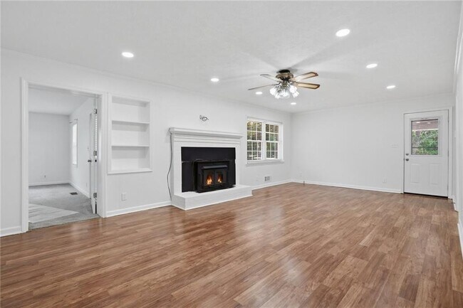 Building Photo - 128 McNeal Rd