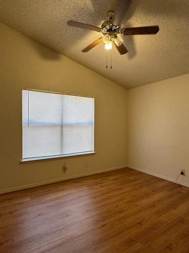 Building Photo - 9933 Ardash Ln