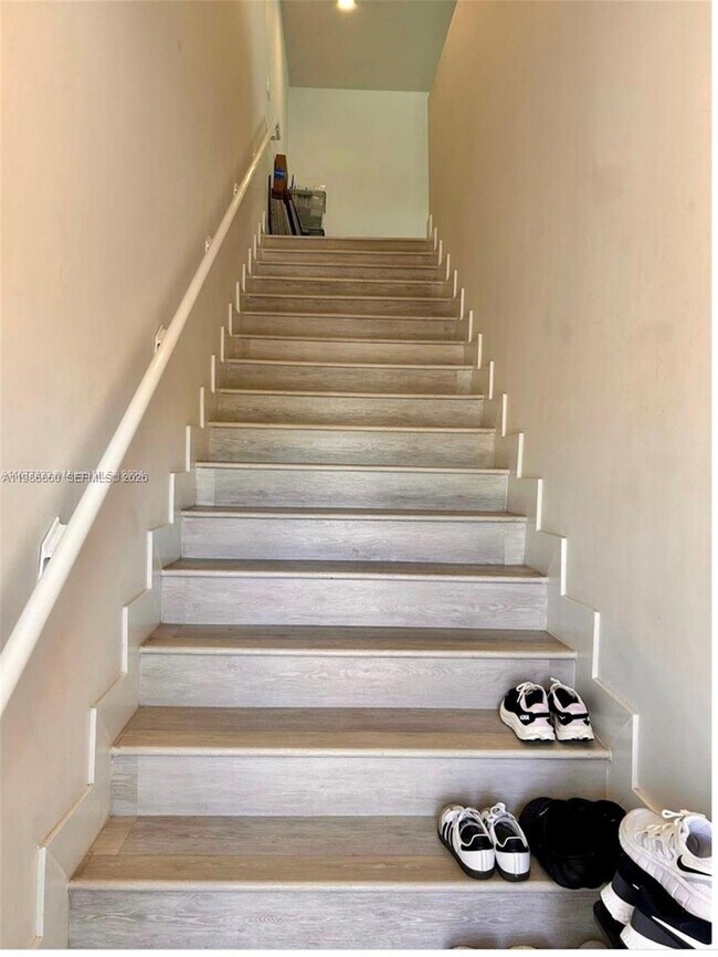 Building Photo - 2561 NE 193rd St