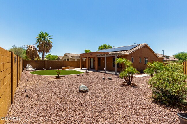Building Photo - 4211 N 153rd Dr