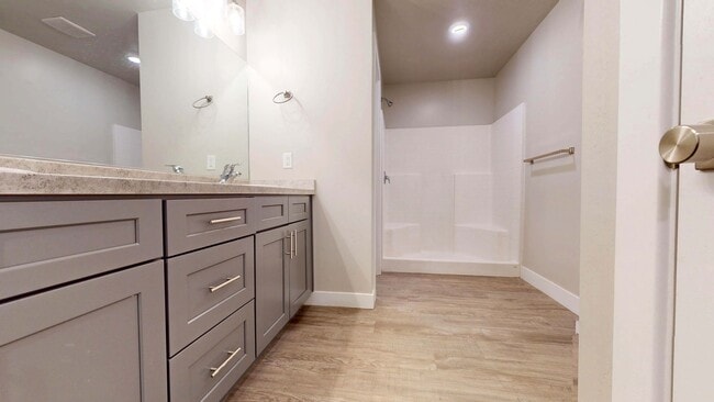 Building Photo - 3 Bedroom 2.5 Cedar Bend Unit