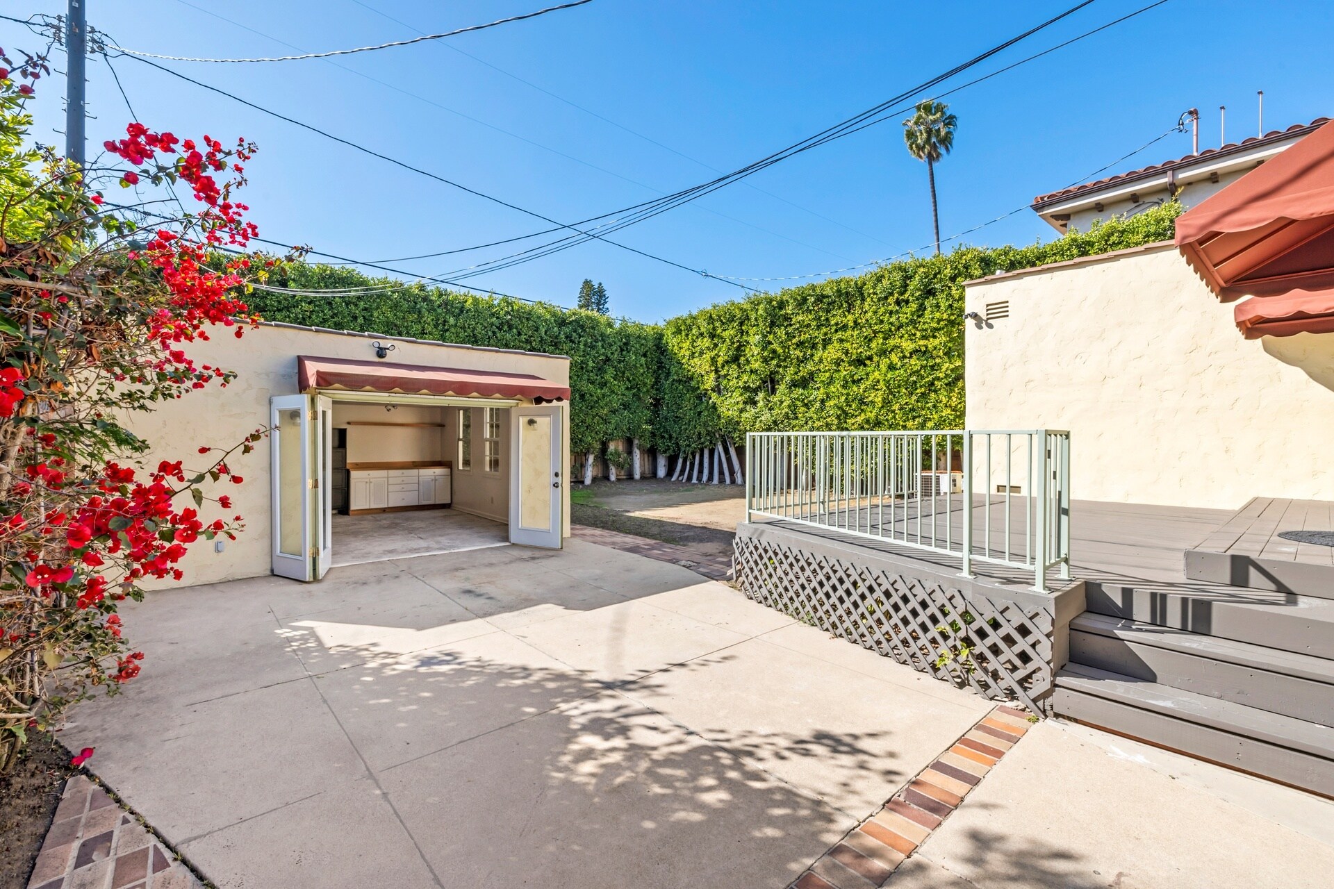 Building Photo - 2327 Midvale Ave