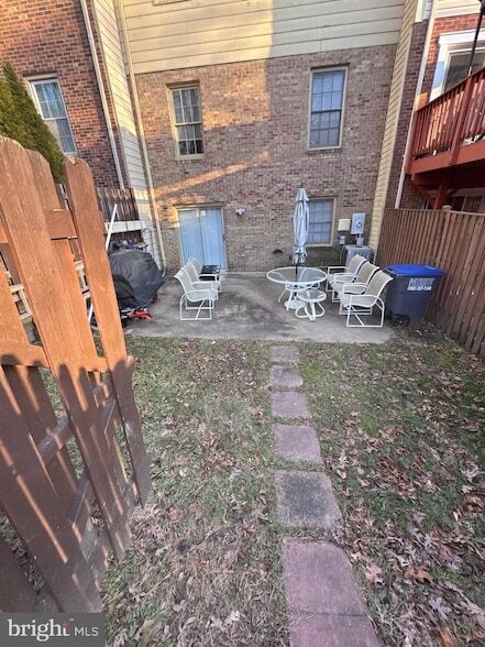 Building Photo - 7416 Erska Woods Court