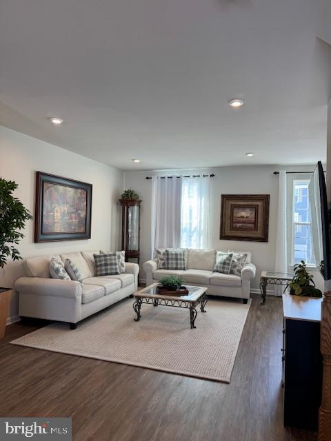 Building Photo - 142 Freedom Wy