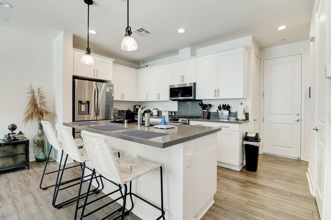 Building Photo - 3251 Crecida Way
