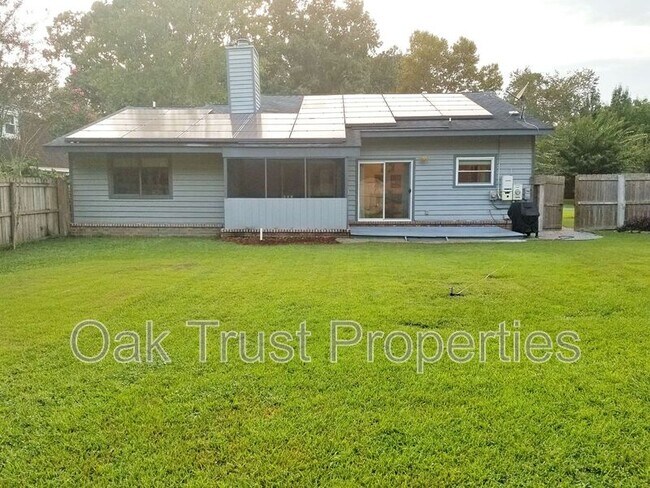 Building Photo - 303 Christiee Ct