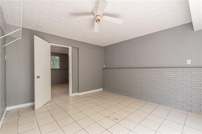 Building Photo - 806 Houndstooth Trail NW