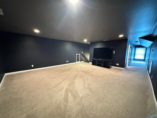 Building Photo - 418 Fern Terrace NW