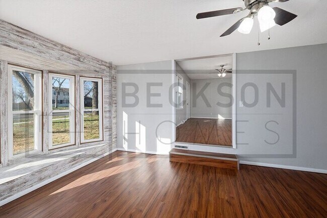 Building Photo - 5812 West Byp