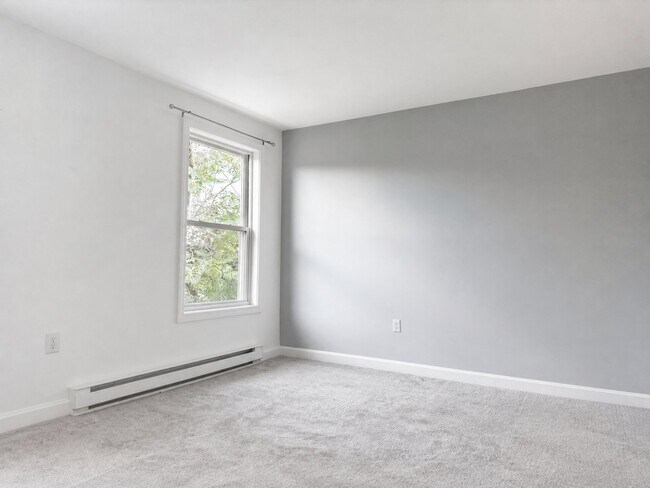 Building Photo - 35a Chilmark St