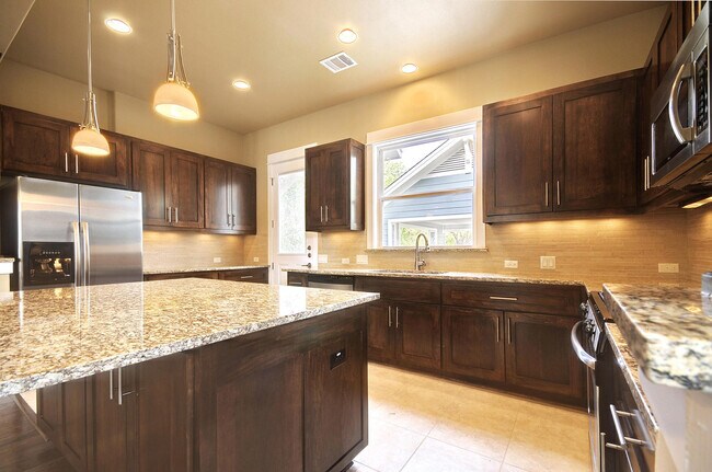 Building Photo - UT PRE-LEASE: 2011 Constructed Custom West...