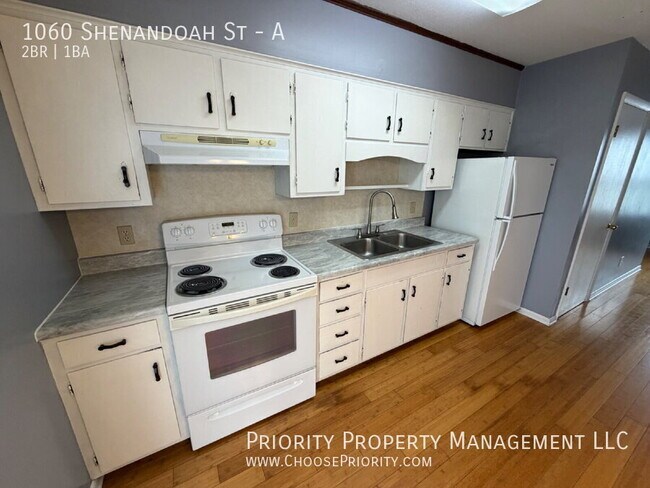 Building Photo - 1060 Shenandoah St