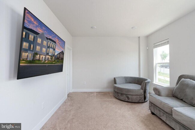 Building Photo - 1747 Riverbluff Ave