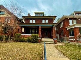 Building Photo - 675 Linwood Ave