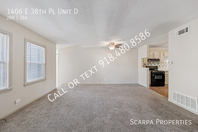 Building Photo - 1406 E 38th Pl