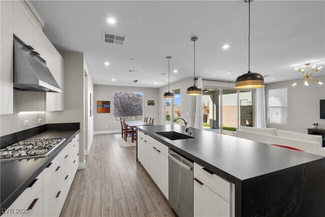 Building Photo - 2008 Peaceful Mesa Ct