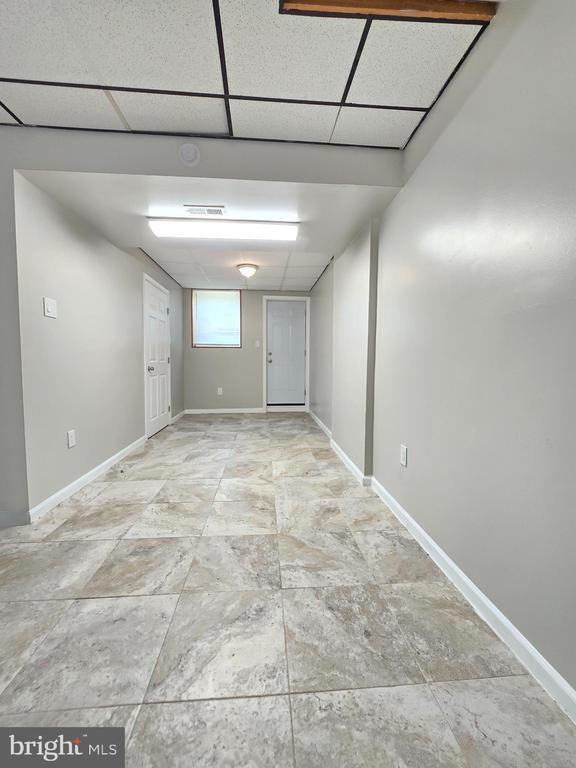 Building Photo - 712 Mansfield Rd