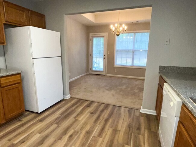 Kitchen/Dining Room - 119 Bradstone Cir