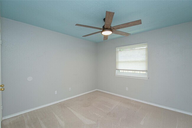 Building Photo - 25418 Sugar Valley Ln