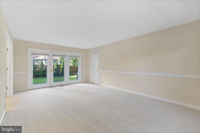 Building Photo - 208 Bristol Downs Dr