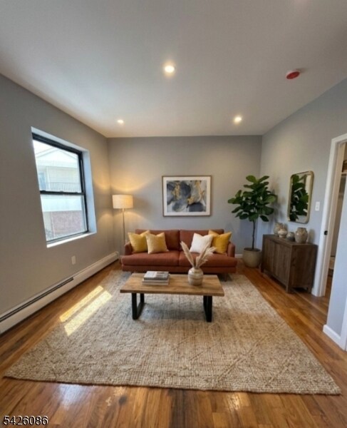 Building Photo - 296 Renner Ave