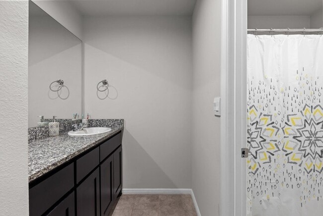 Building Photo - 7108 Red Cyn Rd