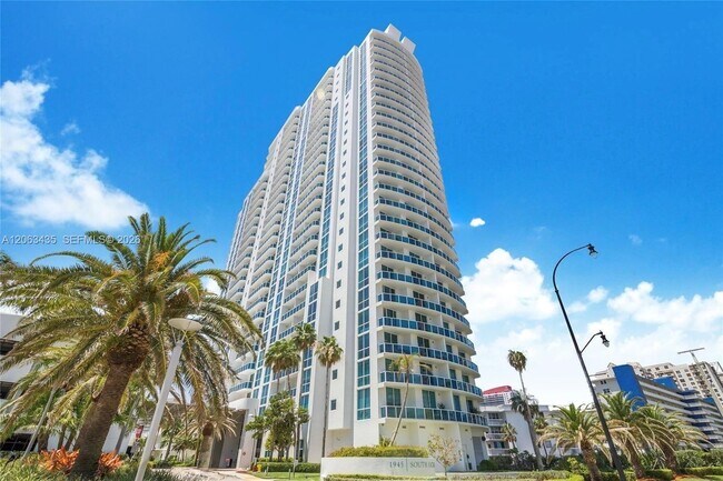Building Photo - 1945 S Ocean Dr