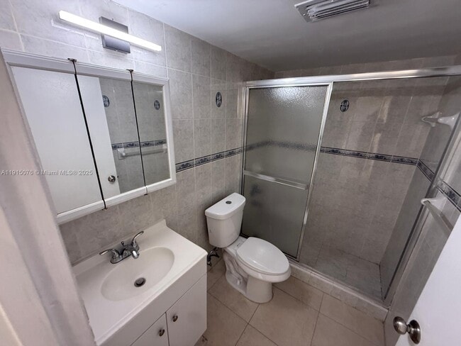 Building Photo - 1933 SW 7th St