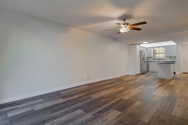 Building Photo - 890 N Federal Hwy