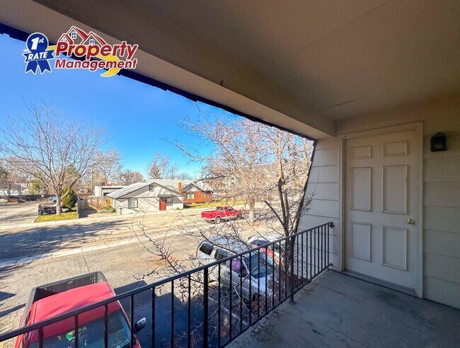 Building Photo - 5575 W. Franklin St.