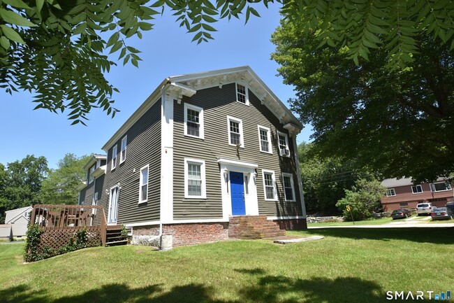 Building Photo - 139 Hewitt Rd