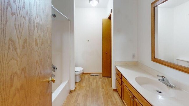 Building Photo - 3029 Stonewall Dr